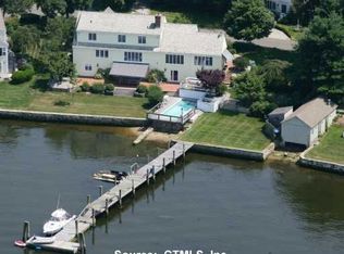 101 N Cove Rd, Old Saybrook, CT 06475