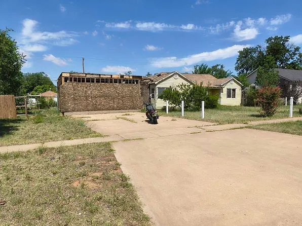 1906 Axtell St, Clovis, NM 88101