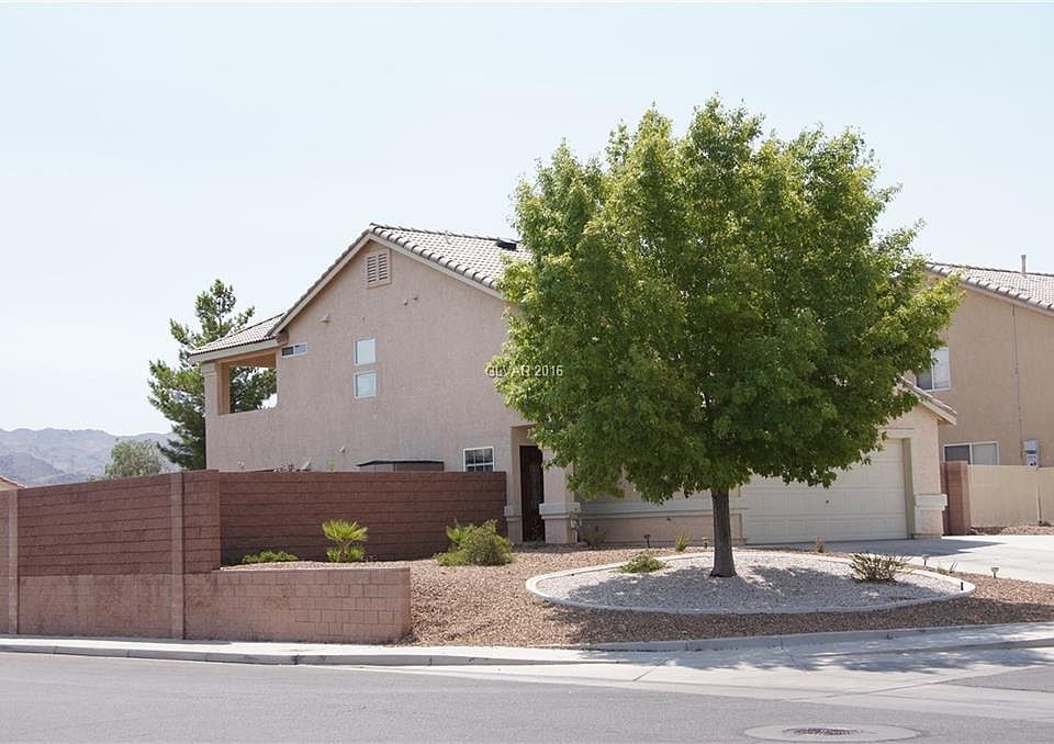 2nd image of 710 Booted Eagle St