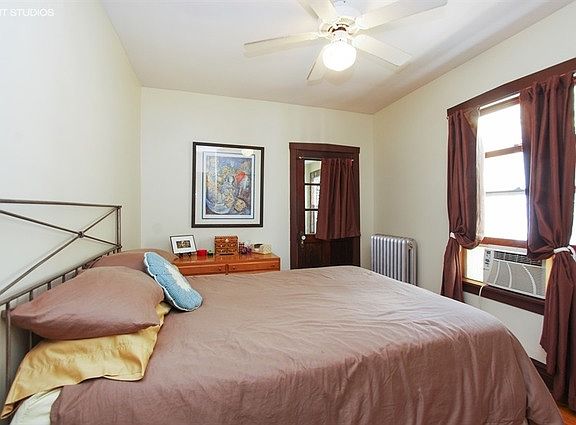 5th image of 4738 N Karlov Ave
