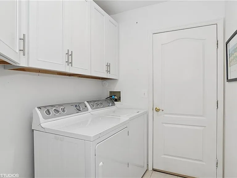 7048 Pelican Bay Blvd #C-105 — Photo 18