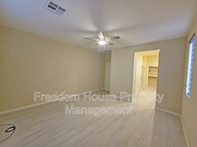 4882 E Beacon Ridge Dr — Photo 42