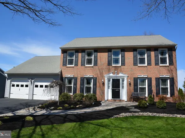 239 Holly Dr, Chalfont, PA 18914