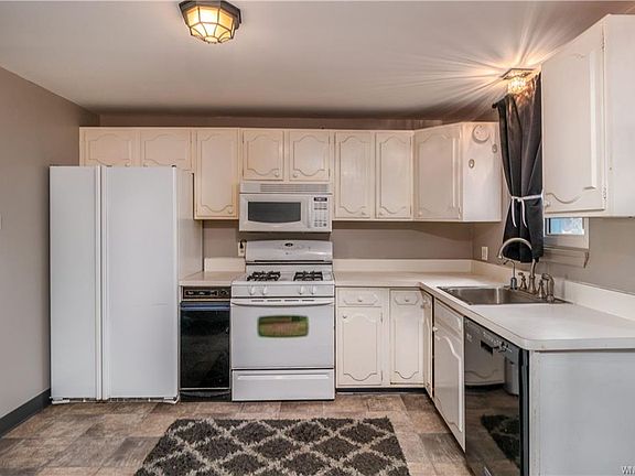3rd image of 216 Summer St APT 2