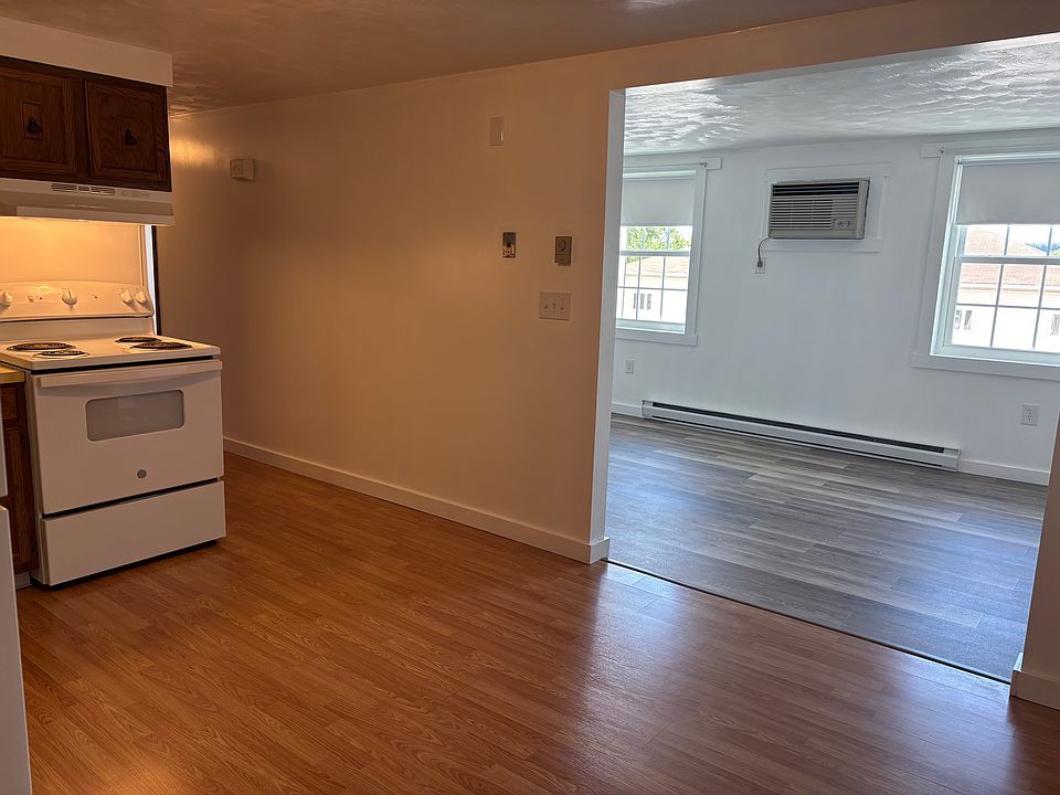 1st image of 117 S Washington St #301