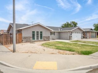1130 Redwood Ln, Lemoore, CA 93245