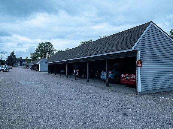 2nd image of 152 Quarry Hill Rd APT 40