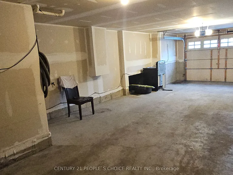 32 Meadowcreek Rd — Photo 15
