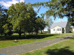 5 Cedar Lane Ext, Bordentown, NJ 08505