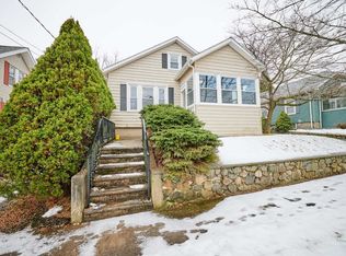 16 Newcastle Rd, Peabody, MA 01960