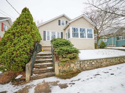 16 Newcastle Rd, Peabody, MA, 01960