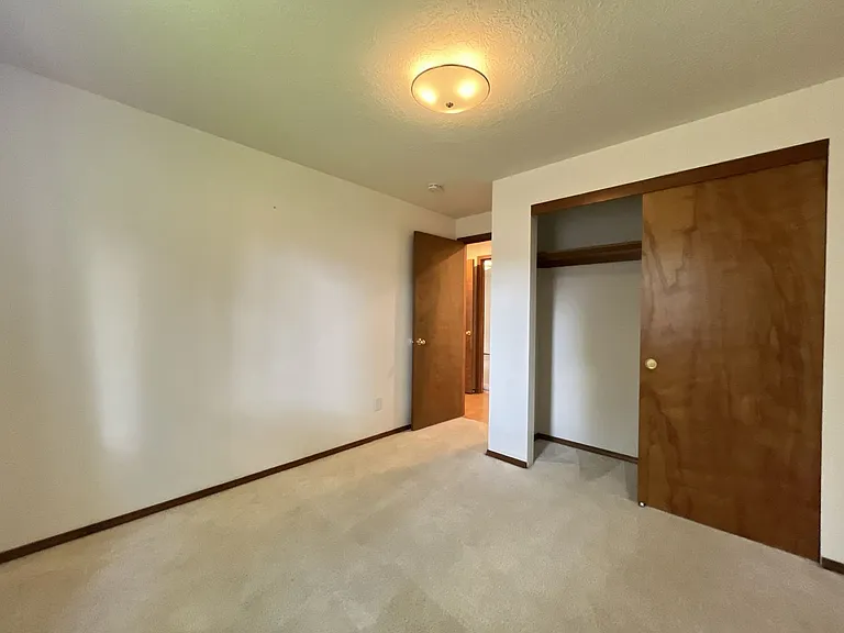 4825 SW Marigold St — Photo 31