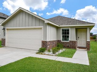 1924 Spruce St, Bay City, TX 77414