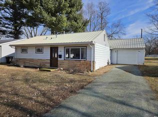 1655 Monroe St, Rochester, IN 46975