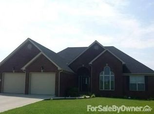 1092 Harbour Ln, Lawrenceburg, KY 40342