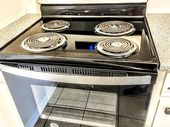 New stainless steel stove