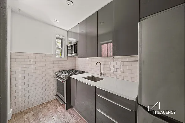 Rented by The Agency | media 13