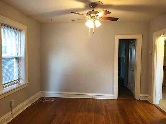 2nd image of 1404 Woodland Dr APT 1N