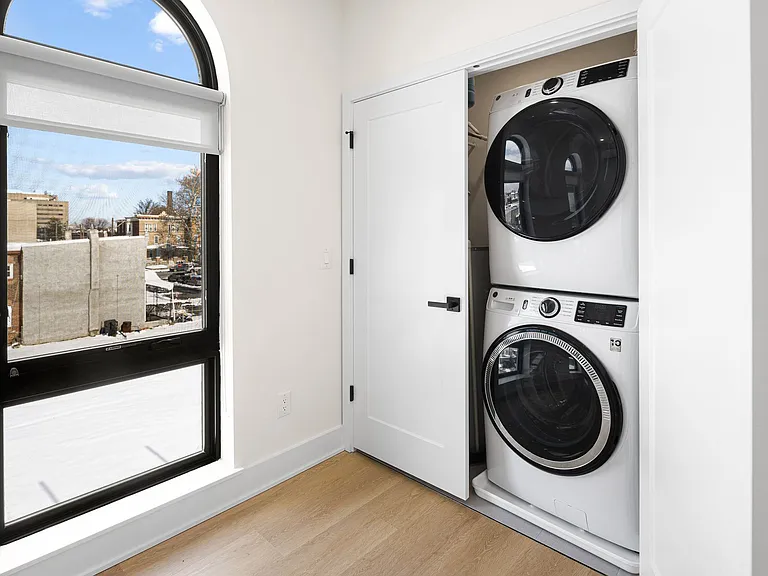 Welcome to Residence at North Park One — Photo 12