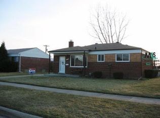 18028 Davidson Rd, Fraser, MI 48026