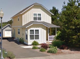 1537 NW 21st St, Lincoln City, OR 97367