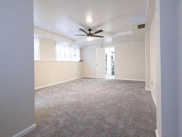 4209 Kilbourne Dr — Photo 7