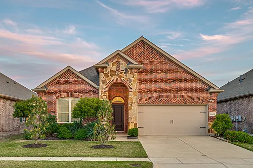 3129 Maverick Dr Photo 1
