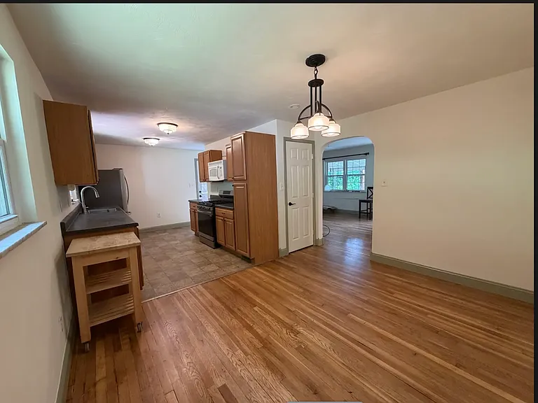 2940 Dodds Ave — Photo 6