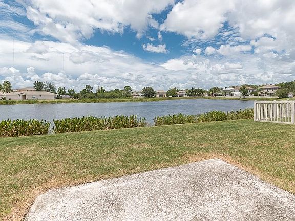4th image of 17449 Balmaha Dr