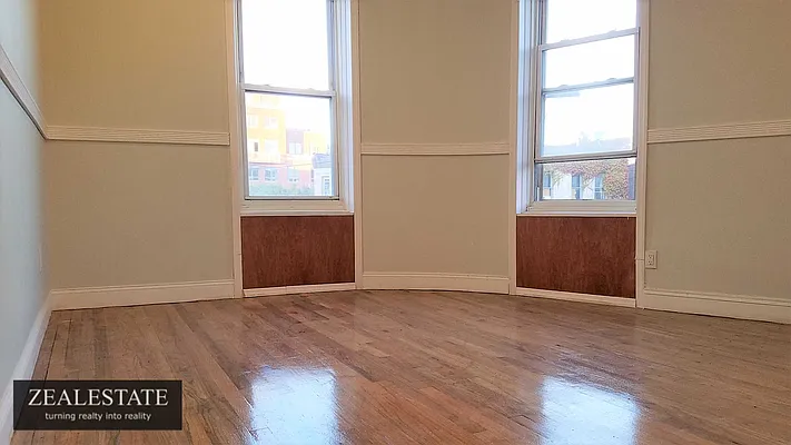 Rented by ZealEstate Group Inc | media 18