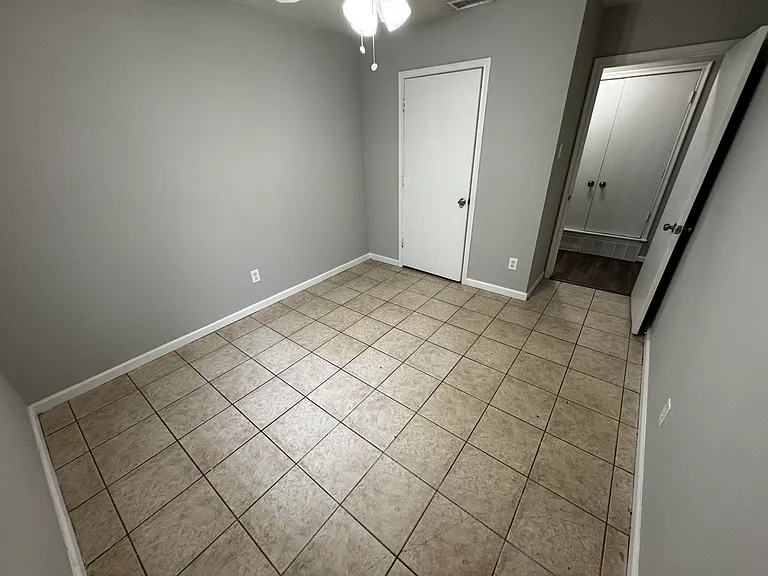 2607 Clearview Cir — Photo 19