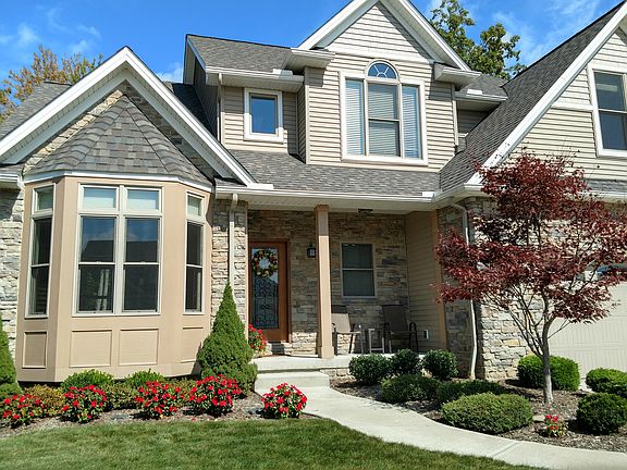 2nd image of 33440 Reserve Way