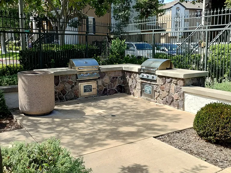 41 Tulare Dr — Photo 36
