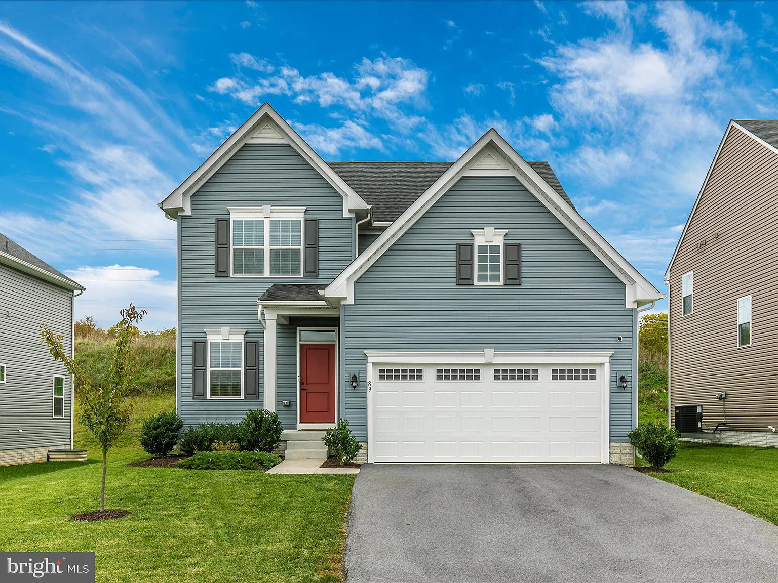 89 Tremont Ter photo 1