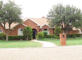 1415 8th St, Shallowater, TX 79363
