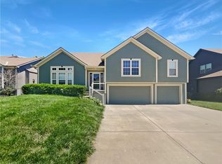 11901 N Belmont Ave, Kansas City, MO 64156