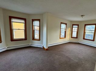 193 Belgrade Ave FLOOR 2, Roslindale, MA 02131