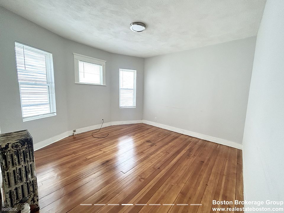18 Eastman St Dorchester, MA Zillow Apartments for Rent in Dorchester