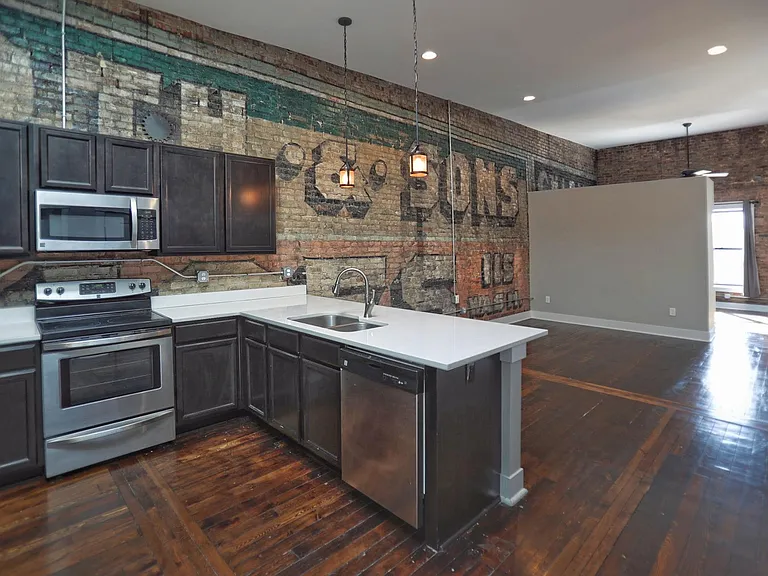 1141 S Washington Ave #A — Photo 7