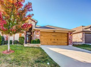 9917 Osprey Dr, Fort Worth, TX 76108