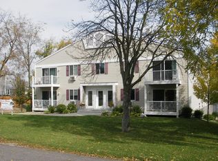 298 Lakeview Ave #7, Long Lake, MN 55356