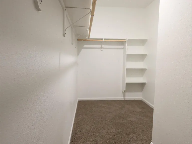 13343 Bellacosa Ave — Photo 22
