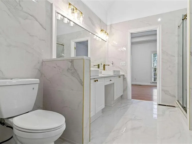1711 Summit Glen Ln — Photo 21