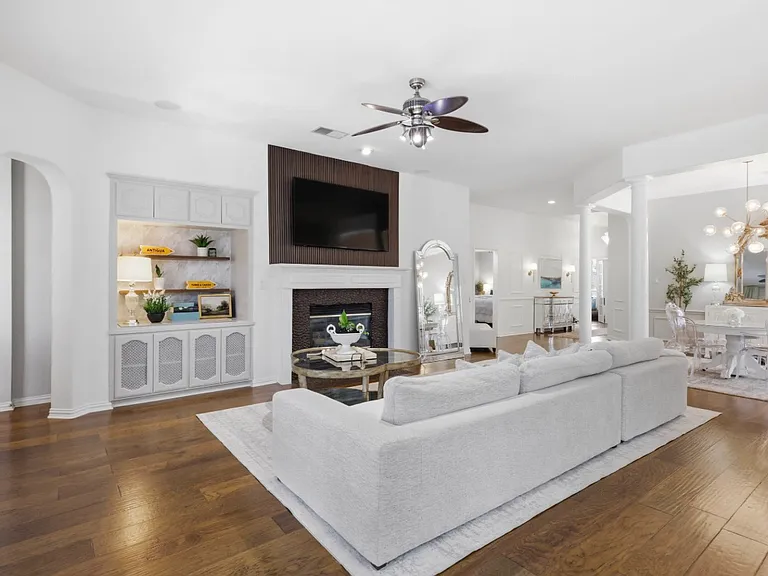 4436 Donegal Dr — Photo 12