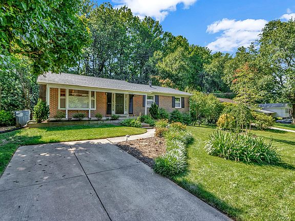 2nd image of 5010 Woodland Way