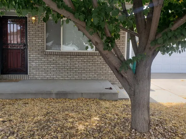 3724 Whitney Way, Evans, CO 80620