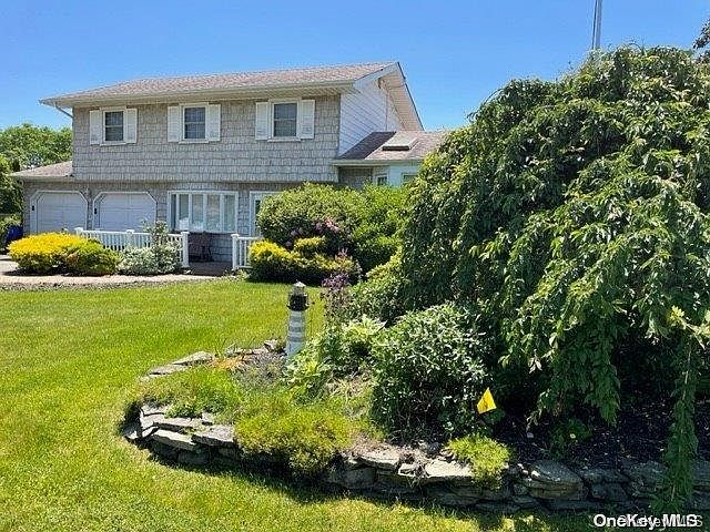 1st image of 16 Chelmsford Drive