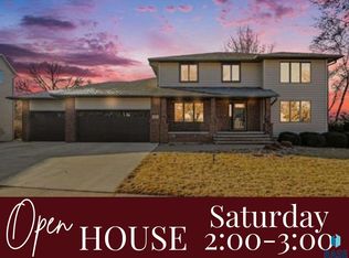 607 E 61st St, Sioux Falls, SD 57108