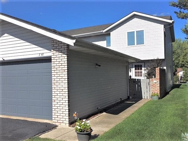 1st image of 2562 Oakwood Dr