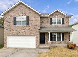 712 Holland Ridge Dr, La Vergne, TN 37086